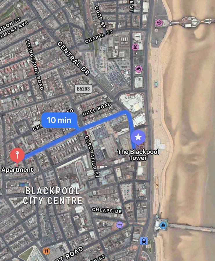 Safari Apartment, Free Parking, 10Min Walk To Blackpool Tower, Sleeps 12 Luaran gambar